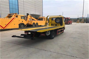 高唐非事故拖车